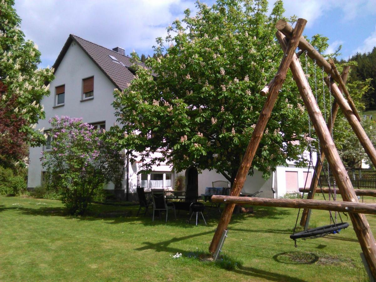 Mia Und Michel Im Sauerland Apartment บาด แบร์เลอบวร์ก ภายนอก รูปภาพ